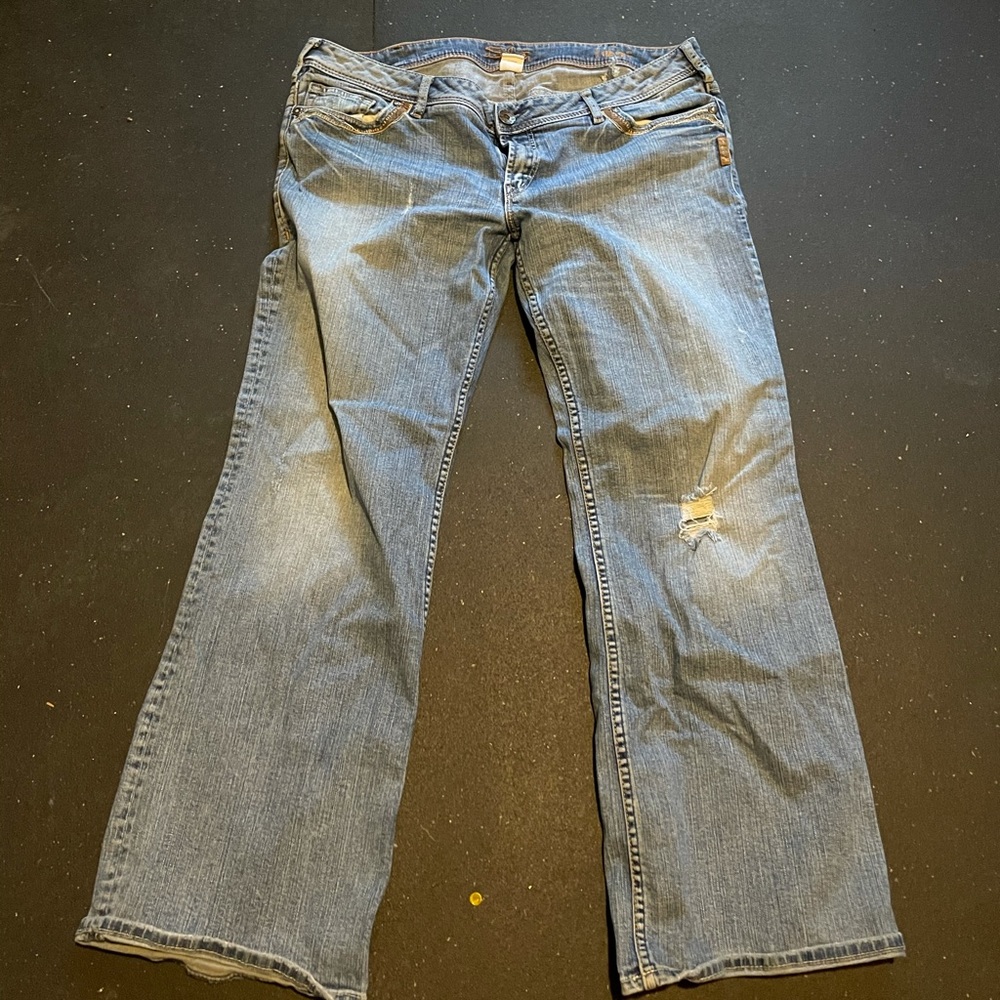 Silver Jeans distressed